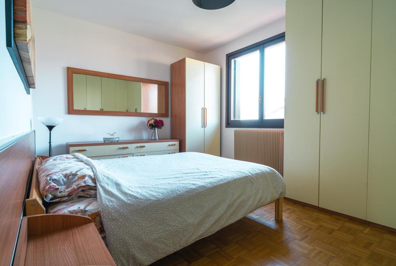 Te Vojo Ben -Furnished Flat- Lägenhet Santa Maria Di Sala Exteriör bild