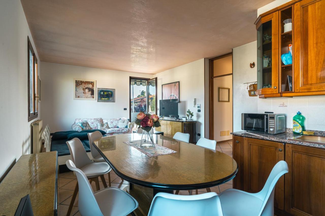 Te Vojo Ben -Furnished Flat- Lägenhet Santa Maria Di Sala Exteriör bild