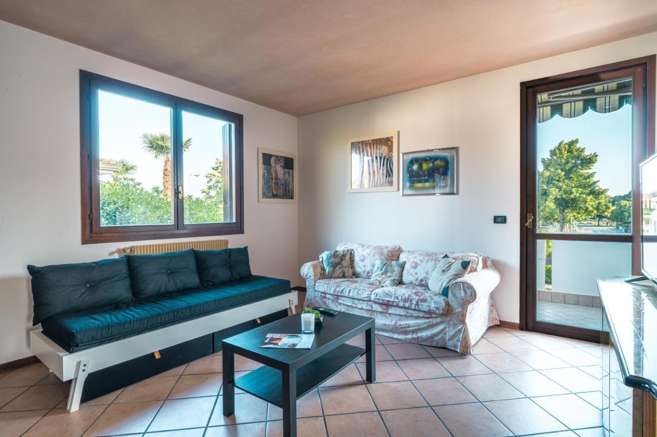 Te Vojo Ben -Furnished Flat- Lägenhet Santa Maria Di Sala Exteriör bild