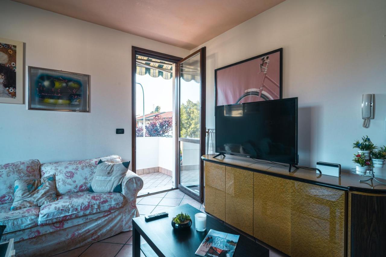 Te Vojo Ben -Furnished Flat- Lägenhet Santa Maria Di Sala Exteriör bild